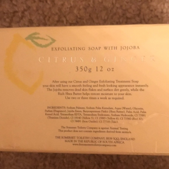 Somerset Citrus & Ginger Exfoliating Body Soap - Picture 6 of 8